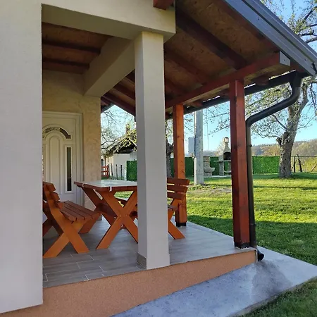 Vikendica Batin Holiday home
