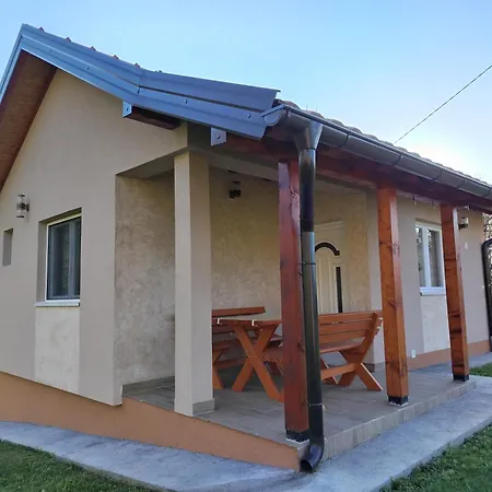 Tatil Evi Vikendica Batin